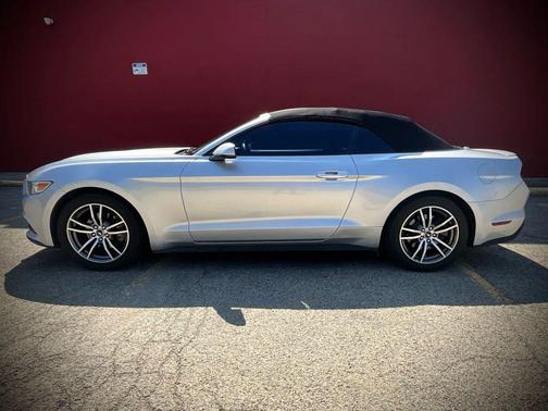 2016 Ford Mustang EcoBoost Premium