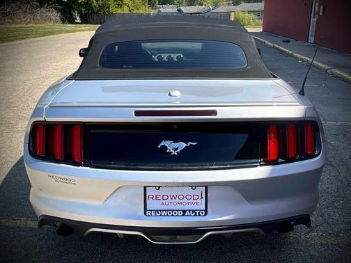 2016 Ford Mustang EcoBoost Premium
