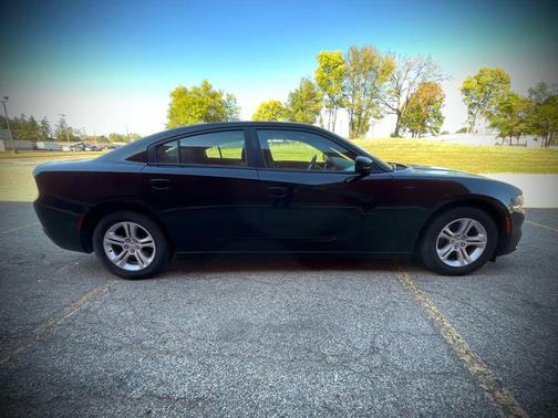 2015 Dodge Charger SE