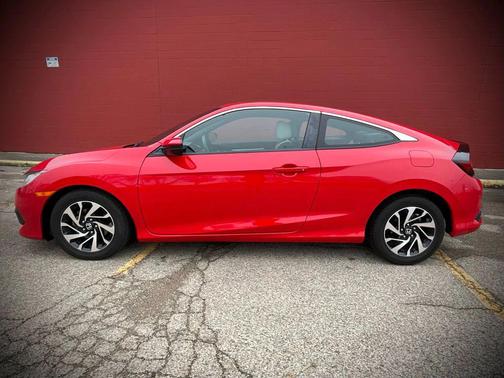 2017 Honda Civic LX-P