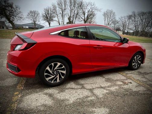 2017 Honda Civic LX-P