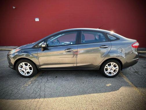 2016 Ford Fiesta SE