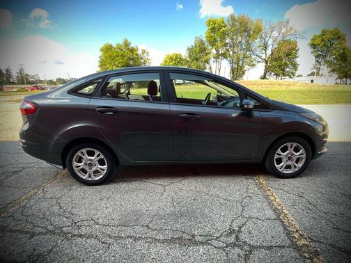 2016 Ford Fiesta SE