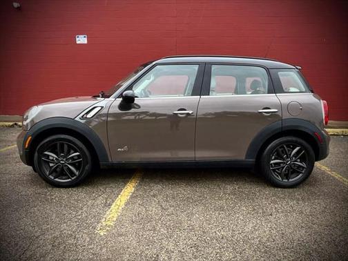 2012 MINI Cooper S Countryman Base