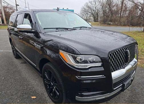 2022 Lincoln Navigator Black Label