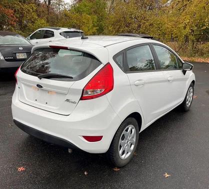 2013 Ford Fiesta SE