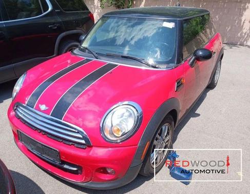 Chili Red 2013 MINI Hardtop Cooper