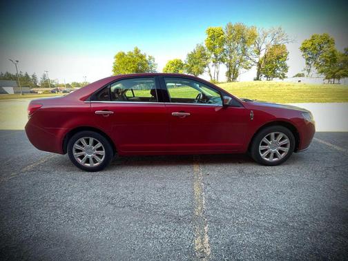 2012 Lincoln MKZ Base