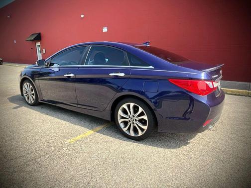 2014 Hyundai SONATA SE