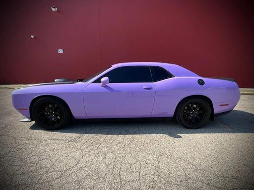 Go Mango 2017 Dodge Challenger R/T Scat Pack