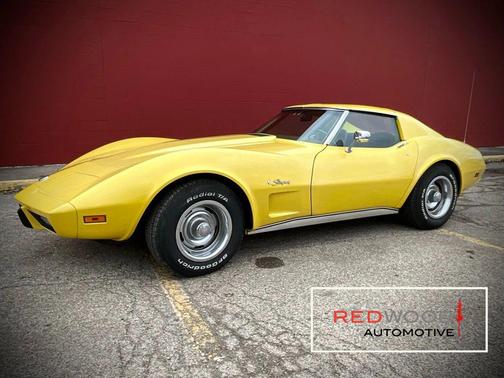 1975 Chevrolet Corvette Base
