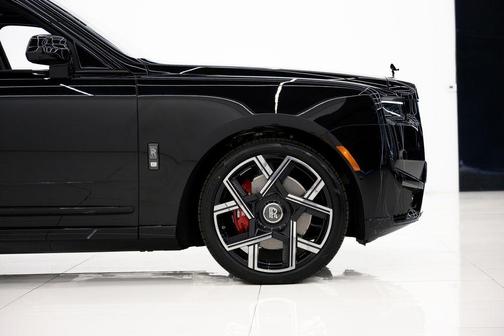 2025 Rolls-Royce Cullinan Black Badge