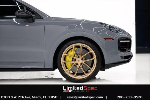 2022 Porsche Cayenne Turbo GT