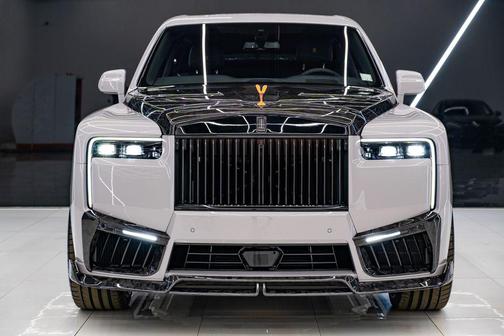 Gray 2026 Rolls-Royce Cullinan Mansory