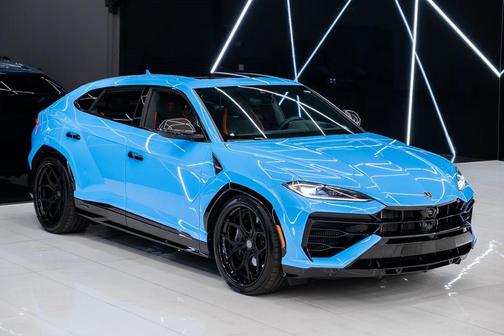 Blue 2025 Lamborghini Urus SE