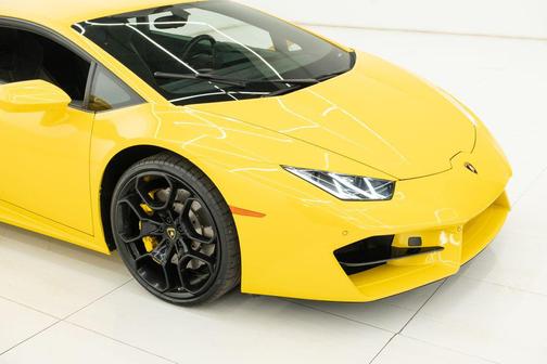 2017 Lamborghini Huracan LP580-2