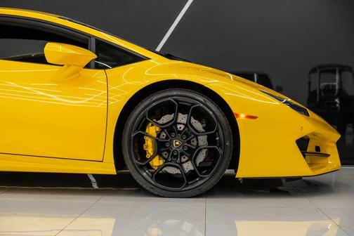 2017 Lamborghini Huracan LP580-2