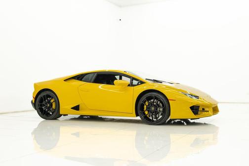2017 Lamborghini Huracan LP580-2