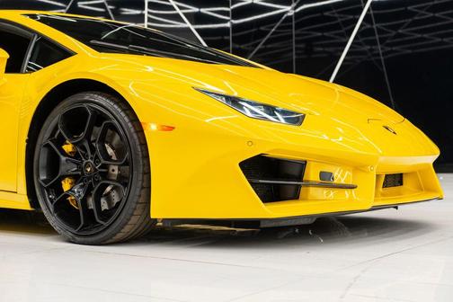 2017 Lamborghini Huracan LP580-2