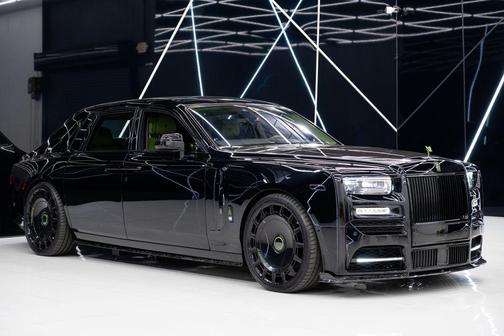 2023 Rolls-Royce Phantom Mansory