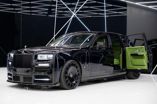 2023 Rolls-Royce Phantom Mansory