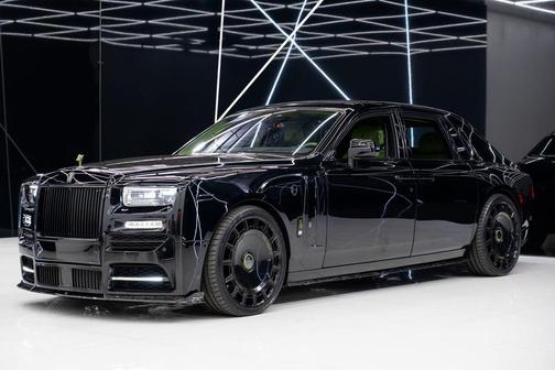 2023 Rolls-Royce Phantom Mansory