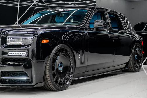 2025 Rolls-Royce Phantom