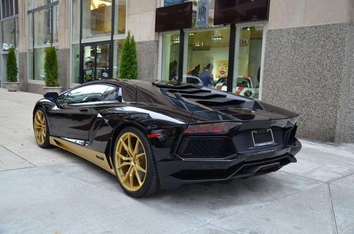 2017 Lamborghini Aventador LP700-4