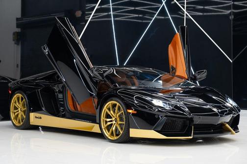 2017 Lamborghini Aventador LP700-4