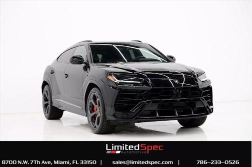 2021 Lamborghini Urus Graphite Capsule