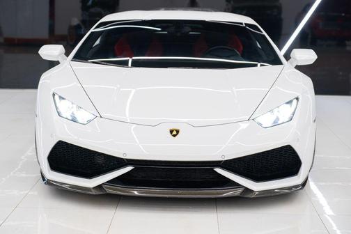 White 2015 Lamborghini Huracan LP610-4