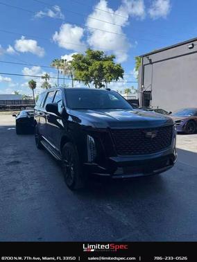 2025 Cadillac Escalade ESV Sport