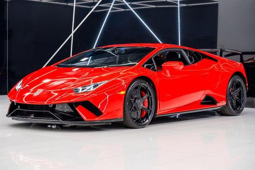 2020 Lamborghini Huracan EVO Base