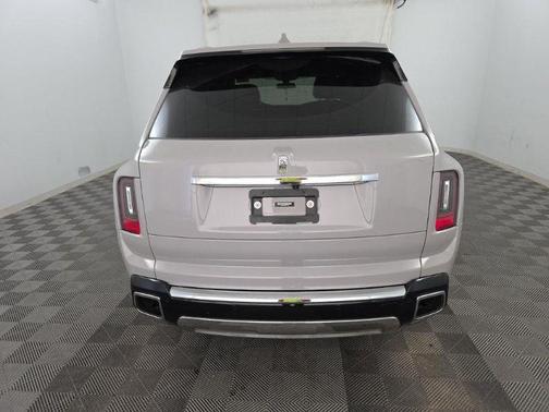2025 Rolls-Royce Cullinan 