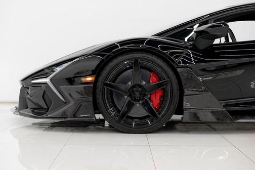 2024 Lamborghini Revuelto Coupe 2D