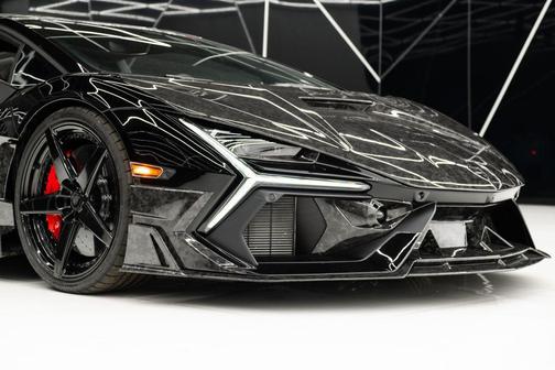 2024 Lamborghini Revuelto Coupe 2D