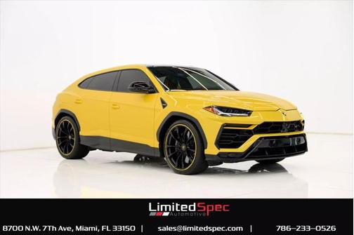 2021 Lamborghini Urus Graphite Capsule