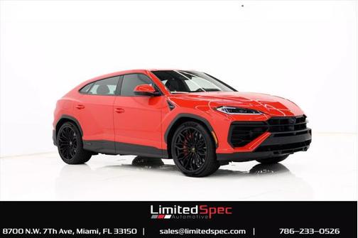 2025 Lamborghini Urus SE