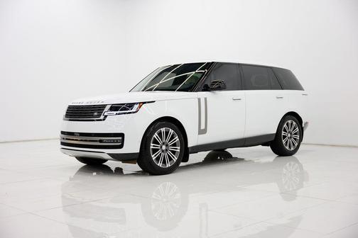 2025 Land Rover Range Rover P400 SE 7 Seat