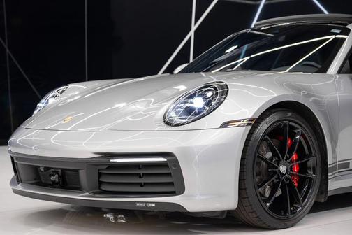 2024 Porsche 911 Carrera