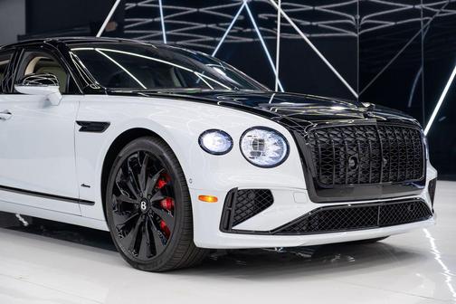 2026 Bentley Flying Spur 