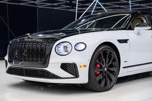 2026 Bentley Flying Spur 