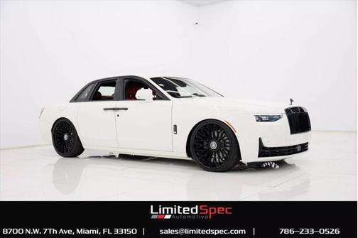 2025 Rolls-Royce Ghost 