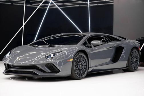 2020 Lamborghini Aventador S S Coupe 2D