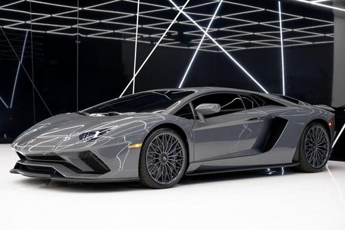 2020 Lamborghini Aventador S S Coupe 2D