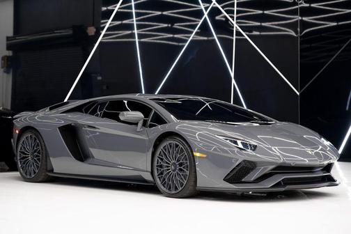2020 Lamborghini Aventador S S Coupe 2D