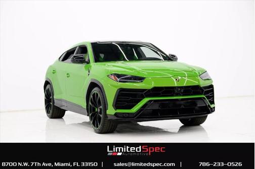 2021 Lamborghini Urus Graphite Capsule