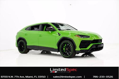 2021 Lamborghini Urus Graphite Capsule