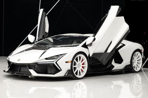2024 Lamborghini Revuelto Coupe 2D