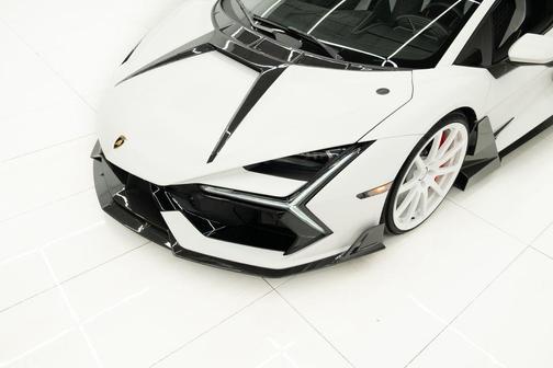 2024 Lamborghini Revuelto Coupe 2D